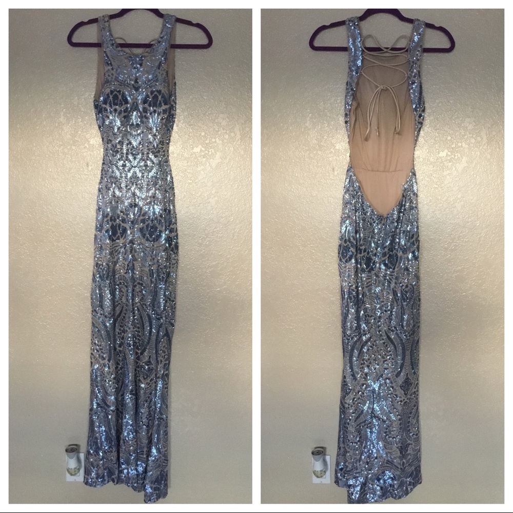 Camille la vie blue sequin formal maxi dress Sz 4